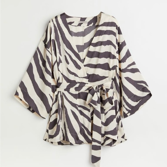 Patterned Wrap Front Blouse - Picture 1 of 7